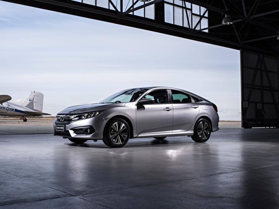  Honda Civic Sedan 2016 года  (AU) (фото 19 из 30)